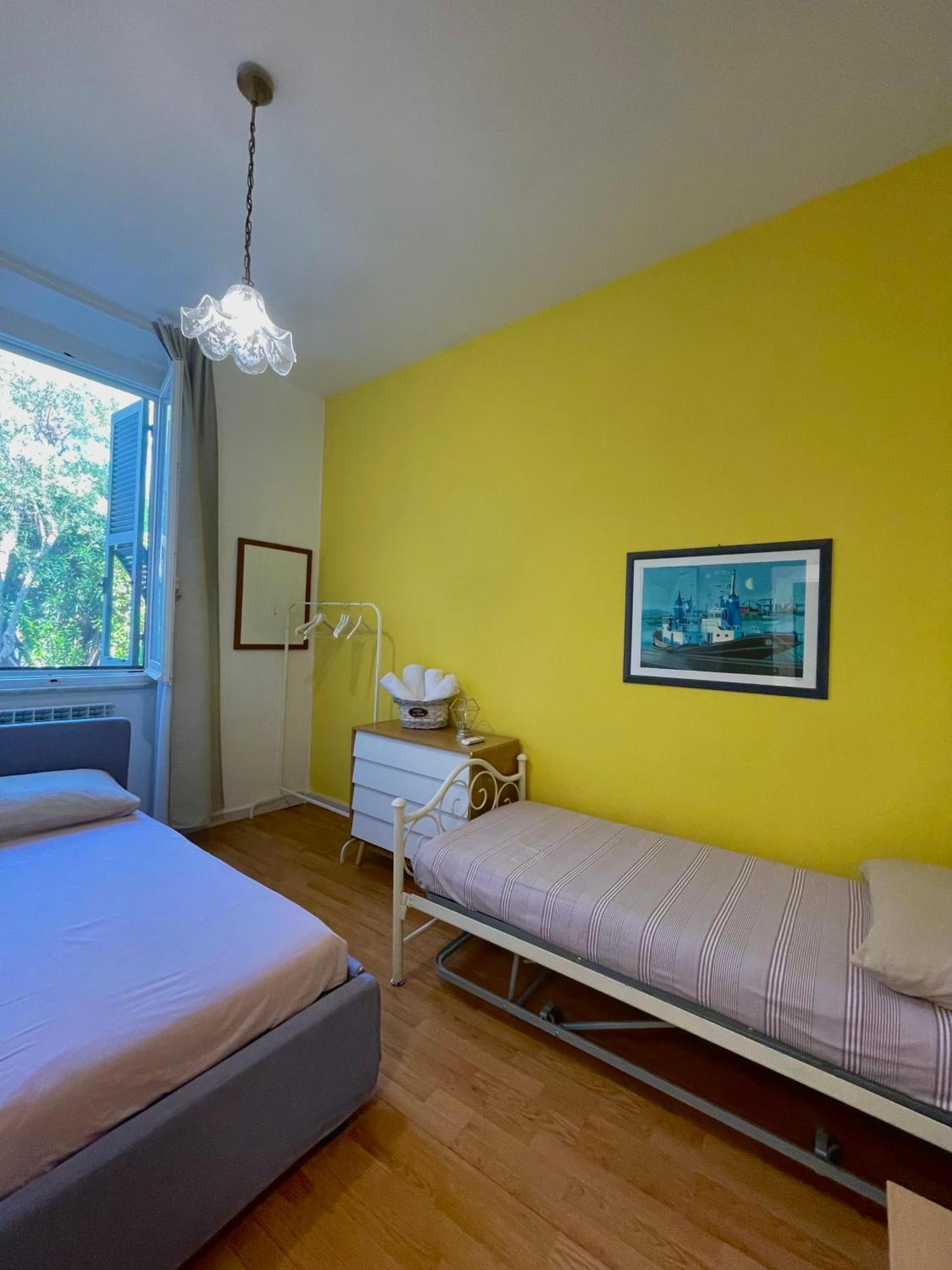 La Casa Dei Fiori Apartment La Spezia Exterior photo